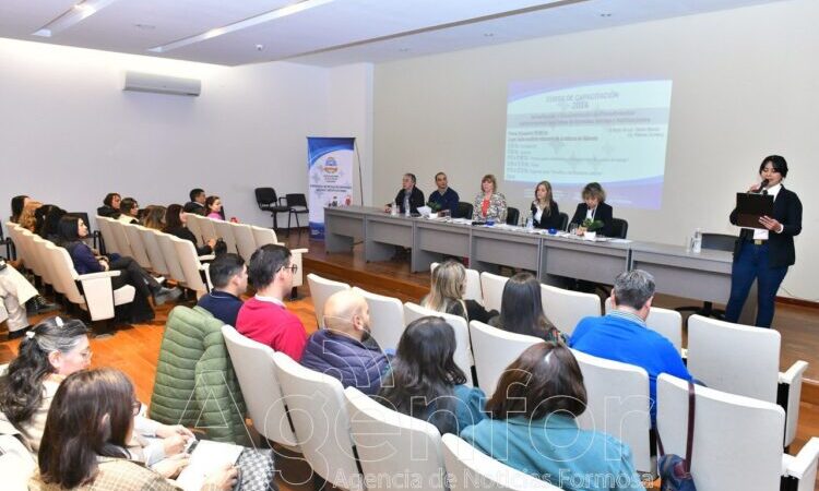 Prosiguen capacitaciones para personal administrativo de organismos estatales