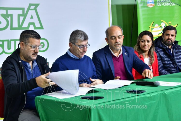El IAS firmó un convenio con el Banco Formosa para agencias de quiniela