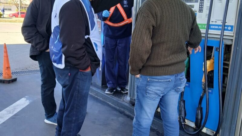 Defensa al Consumidor junto a técnicos verificadores del INTI realizaron controles en estación de servicio
