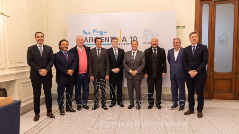 Insfrán participó de la reunión de Gobernadores del Norte Grande