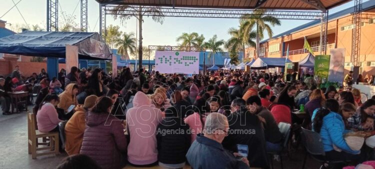 Gran participación de las familias al bingo organizado por el IAS