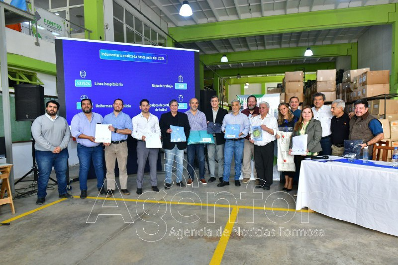 En un nuevo acto, Fontex entregó 35 mil prendas a distintos organismos del Estado