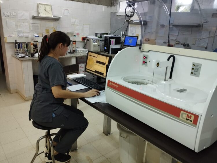 Un equipo de última tecnología fue instalado en el laboratorio del Hospital “Opizzo Traverso” de El Colorado