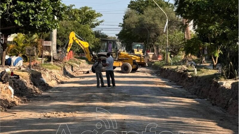 Avanzan trabajos de pavimentación de la calle Martín Rodríguez en el barrio Villa del Rosario