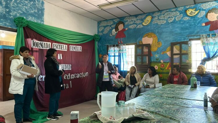 Operativo sanitario en la Escuela Especial N° 10 de San Martín Dos