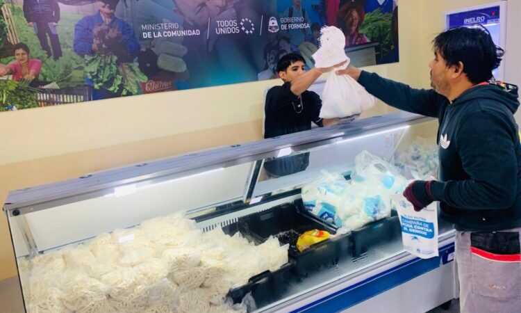 Comenzó a funcionar el nuevo centro de distribución del Plan Nutrir del barrio San José Obrero