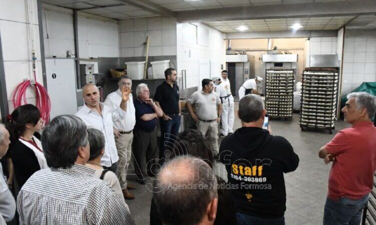 Empresarios e industriales recorrieron planta de “Pan de Casa”