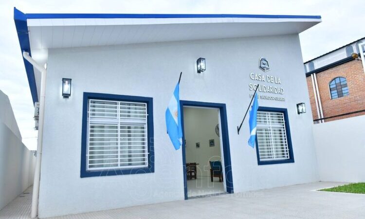 Insfrán inauguró 38 Casas de la Solidaridad durante su gestión