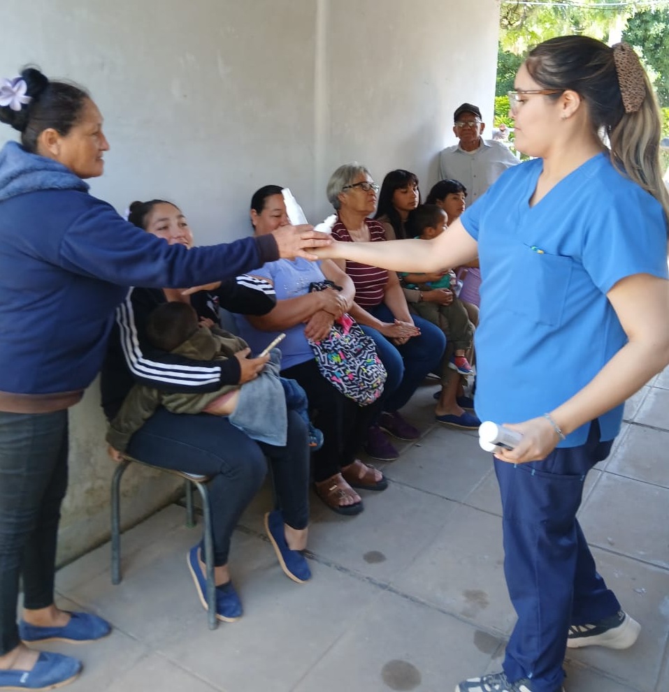 Atención primaria de la salud para los vecinos de la colonia Kilómetro 100