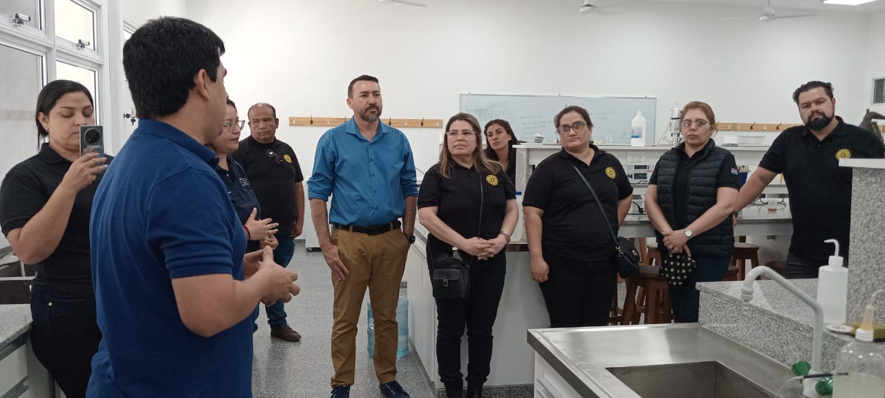 Una comitiva de la Universidad Nacional de Asunción recorrió instituciones dedicadas al desarrollo científico y tecnológico en Formosa