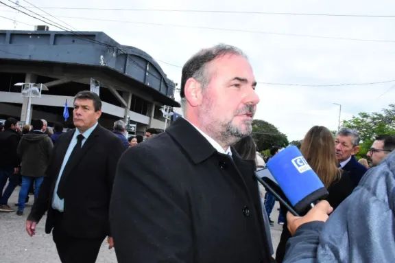 Ugelli reiteró que el acceso a las viviendas del IPV es por “sorteo público y transparente, sin excepciones”