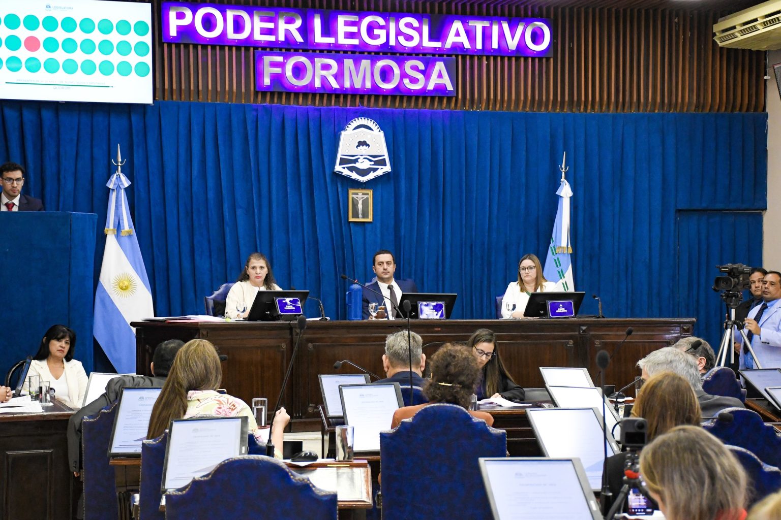 “Debemos darle respuestas a la sociedad”, destacó Samaniego