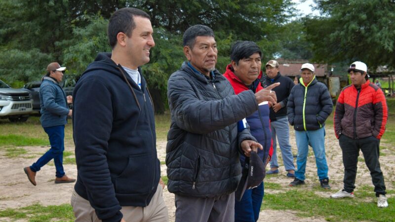 El Vicegobernador compartió encuentros con comunidades en El Colorado y acompañó los festejos en Villa Dos Trece