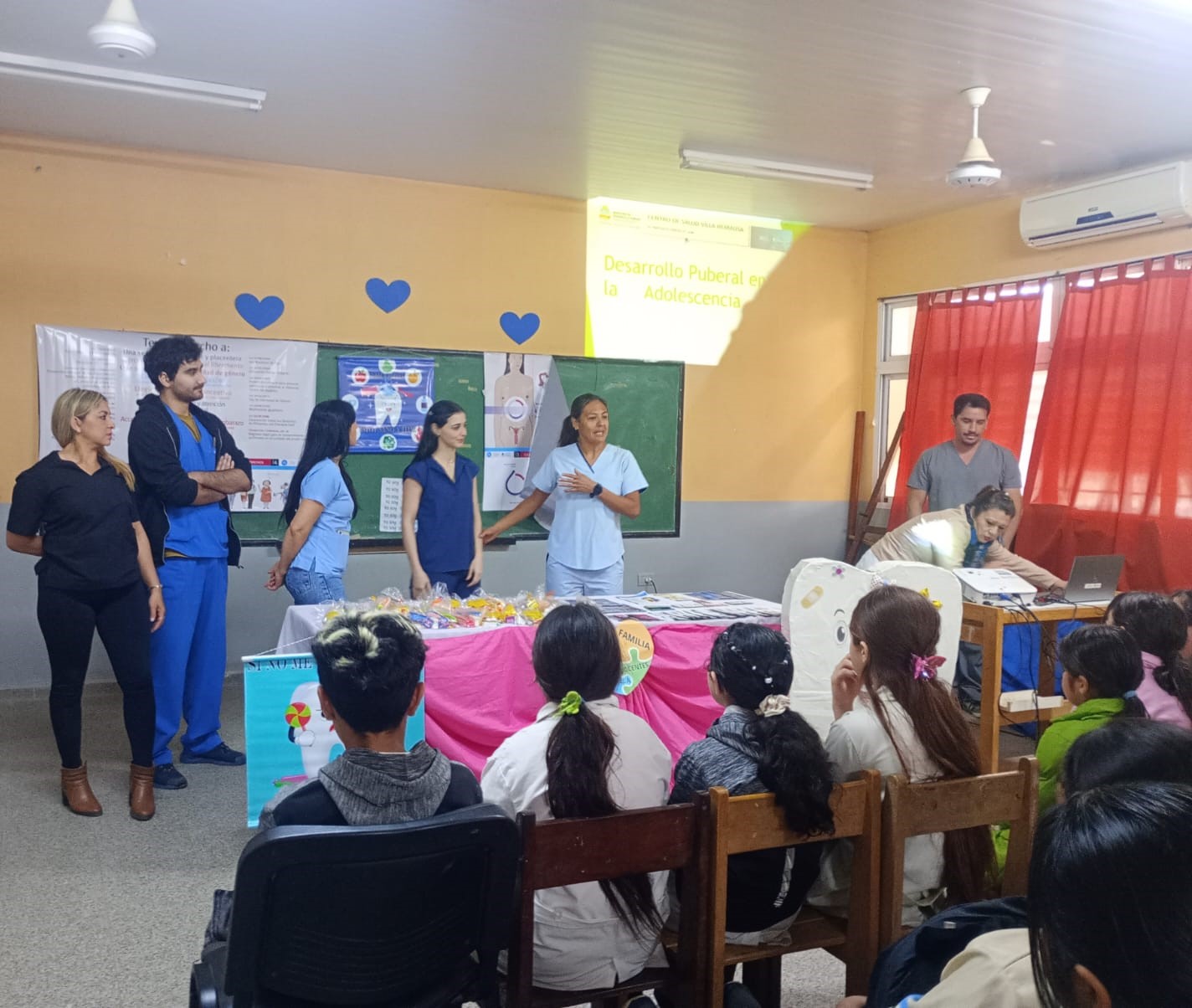Brindaron una charla para promover la salud integral en la niñez y adolescencia en la EPEP N° 82