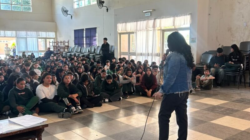 Jóvenes de la EPES N° 22 de Laguna Blanca participaron de una jornada sobre prevención del suicidio