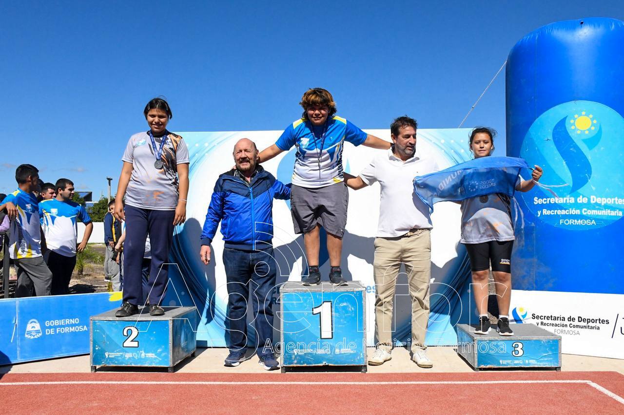 El Gobernador presenció la final provincial de Atletismo Adaptado de los Juegos Evita Formoseños